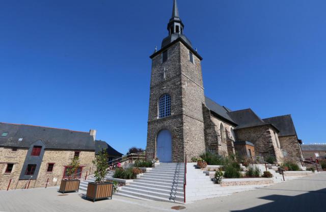 Cet édifice est répertorié dans la base Mérimée, base de données sur le patrimoine architectural français du ministère de la Culture, sous…