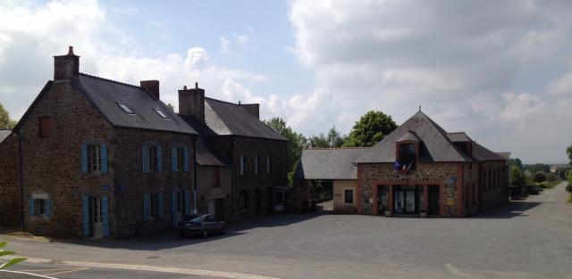 Place Constant Gendrot (Mairie)