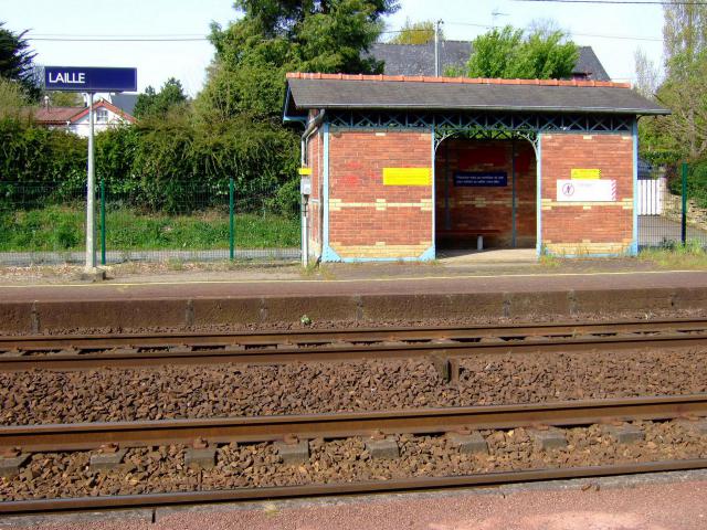 La halte SNCF de Laillé (sur le territoire de la commune de Guichen)