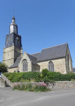 Église Saint-Martin, commune de Javené (35). Vue méridionale.