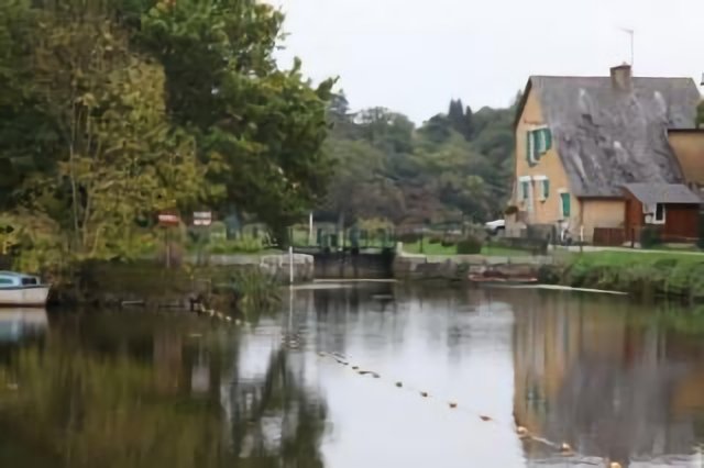 Gekanaliseerde rivier Villaine