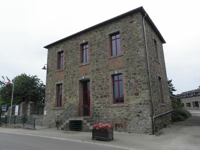 Mairie de Cardroc (35).