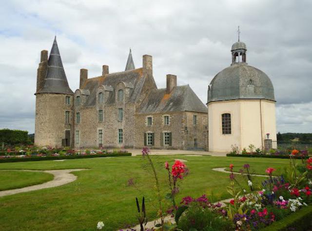 Les-Rochers-Sévigné, château, c. 1480-1510 et XVIIe s.
