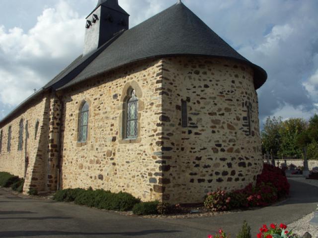 L'église en partie romane XIIe