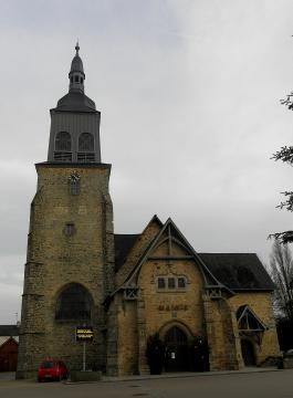 Mairie du Val-d'Izé (35). Vue occidentale.