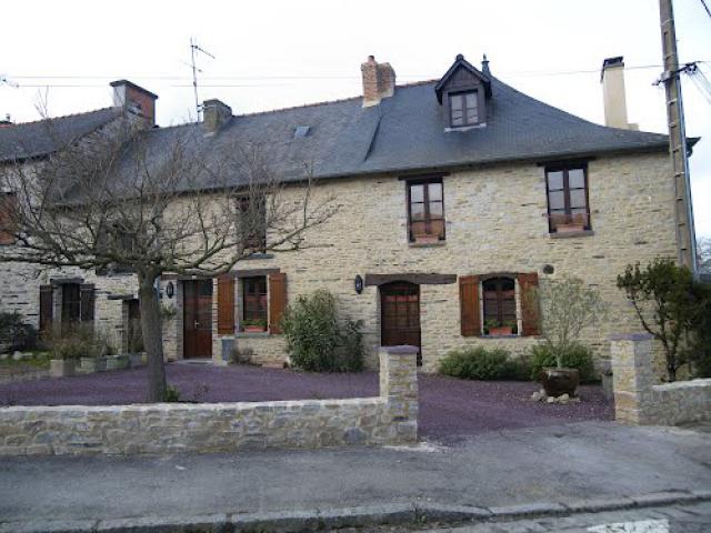 maison de poligné