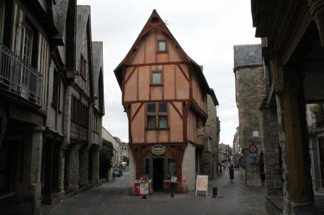Maison à colombages du 13, rue de la Poterie