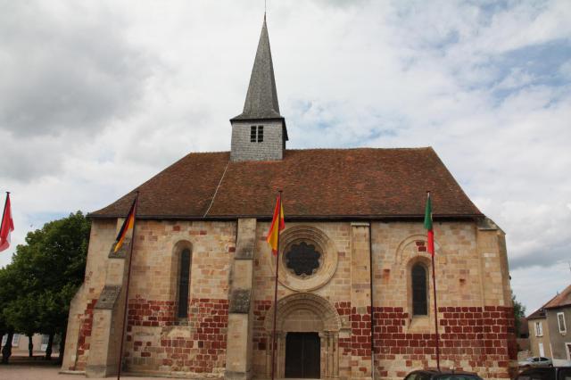 Église Saint-Jacques-le-Majeur à Villefranche d'Allier