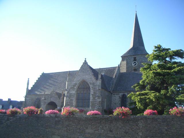 église Saint-Pierre-Saint-Firmin à fr:Saint-Pierre-de-Plesguen Source : photo personnelle (TouN) - libre de droit Prise le : 21 juillet…