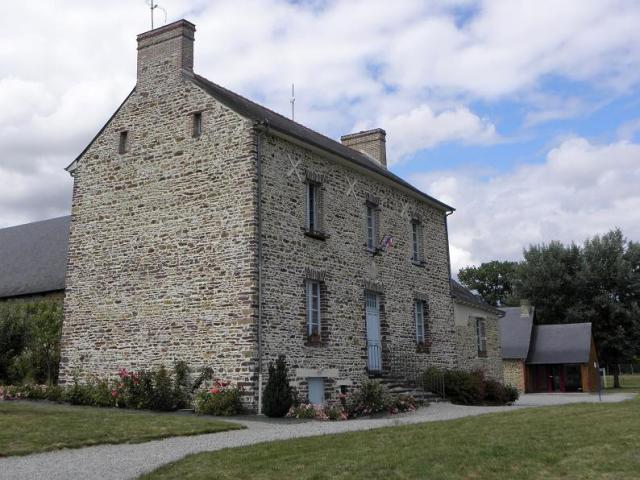 Mairie d'Arbrissel (35).