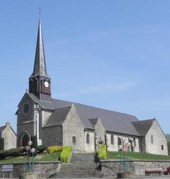 Église prieurale de Saint-Sauveur-des-Landes (35).