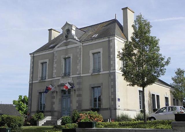 Mairie du Theil-de-Bretagne (35).
