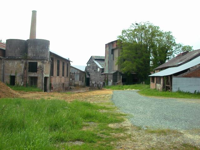 Les fours à chaux de Lormandière à Chartres-de-Bretagne.