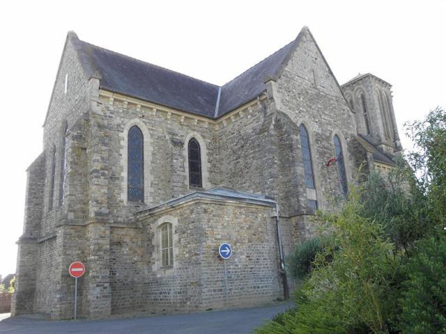 Église de Saint-Christophe-des-Bois (35).