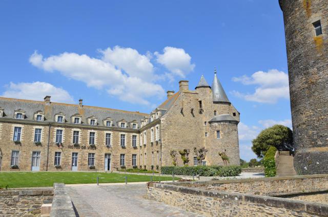 Façade avant du Château