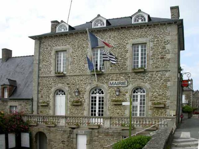 la mairie de Saint Briac