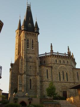 Eglise Saint-Pierre de Châteaubourg