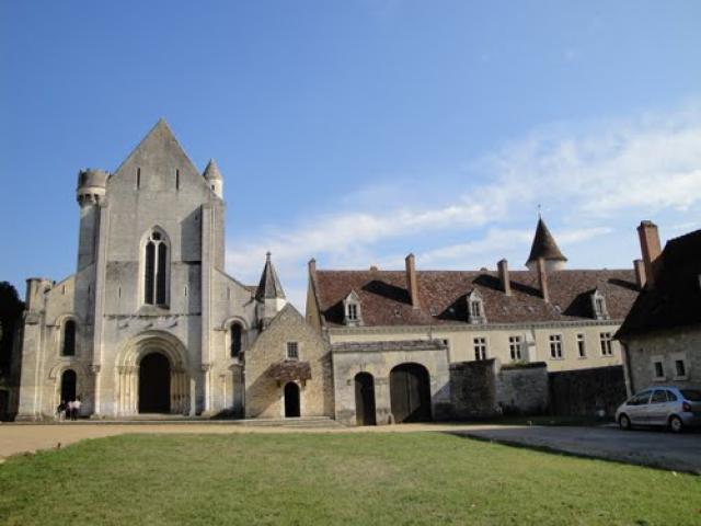 France_Indre_Fontgombault_3