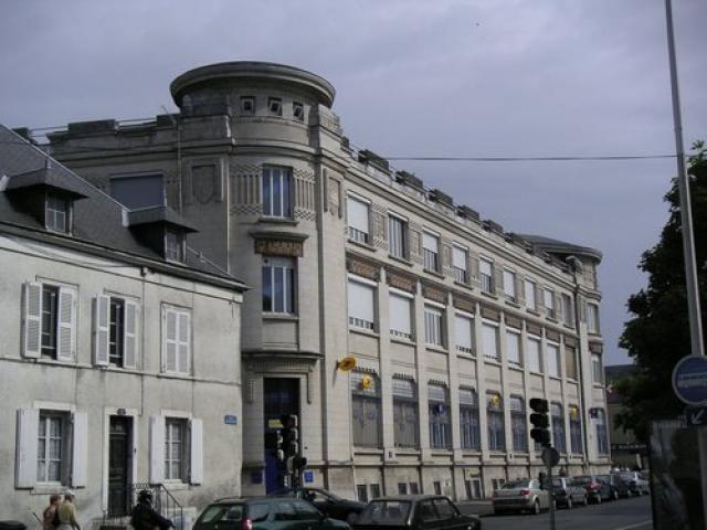 Poste (Châteauroux)
