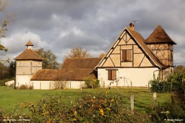 03 Thionne - Pigeonnier Les Barrats