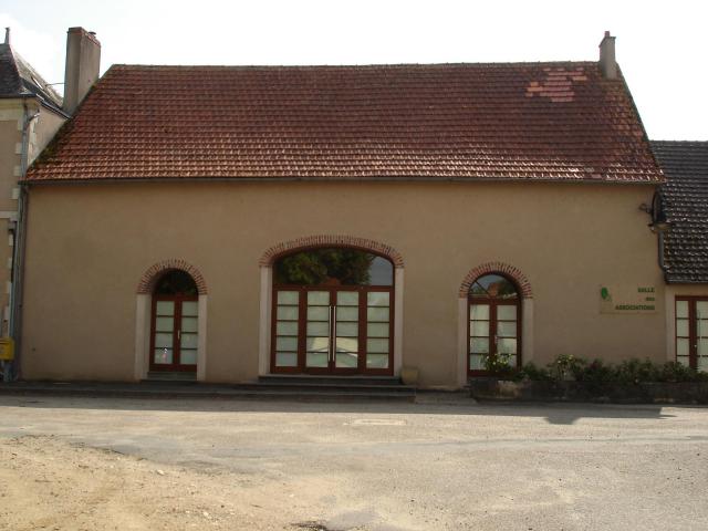 Néons-sur-Creuse (36) : La salle des associations.