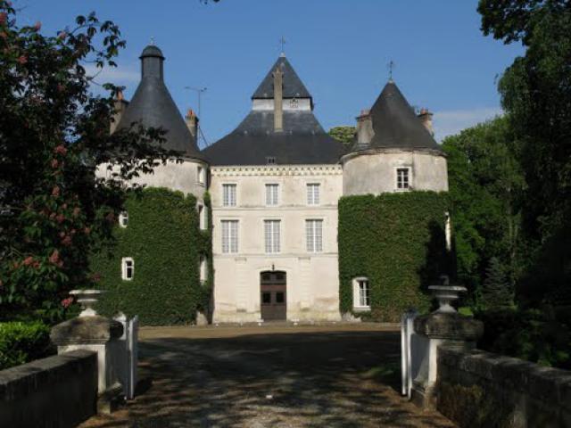 Entraigues - Langé (Le Château)