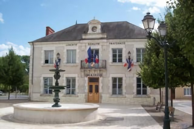 Villedieu sur Indre mairie très républicaine