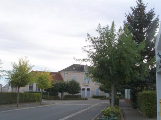 LES BORDES, la mairie