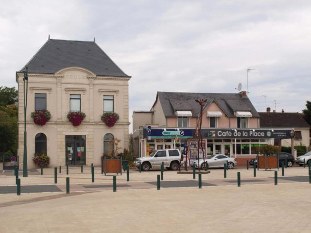 Le Poinçonnet (Indre, France) ;
