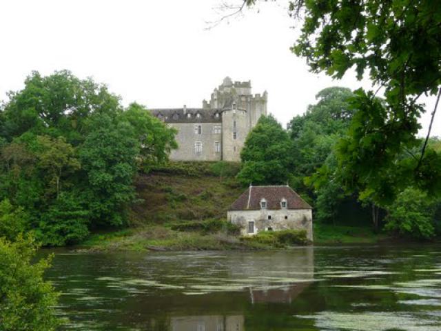 Château de Romefort, au bord de la Creuse - Indre