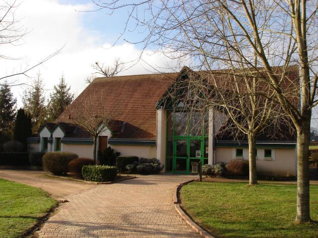 Pouligny-Saint-Martin (36) : La salle des fêtes.