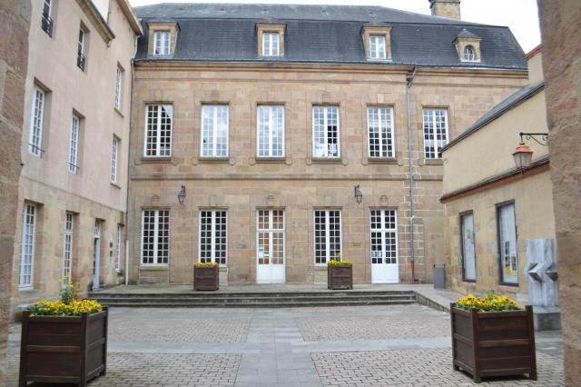 Ancien hôtel particulier du marquis Etienne-Philippe de Villaines, La Châtre, Indre.