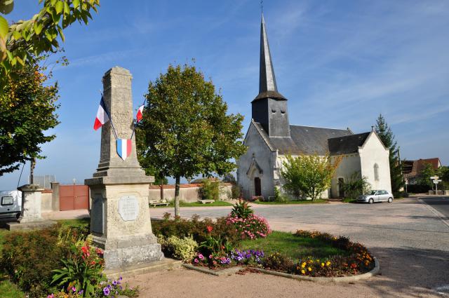 Baraize (Indre) - Place de l'église