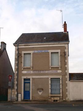 La Champenoise (Indre, France) ; une poste & télégraphe désaffectée