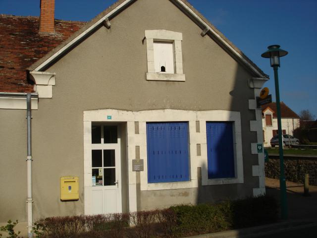 Verneuil-sur-Igneraie (36) : L'agence postale communale.
