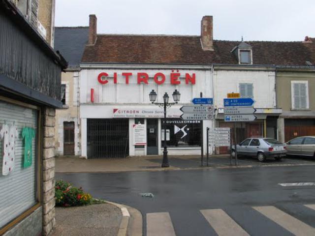 Citroën-garage Vatan