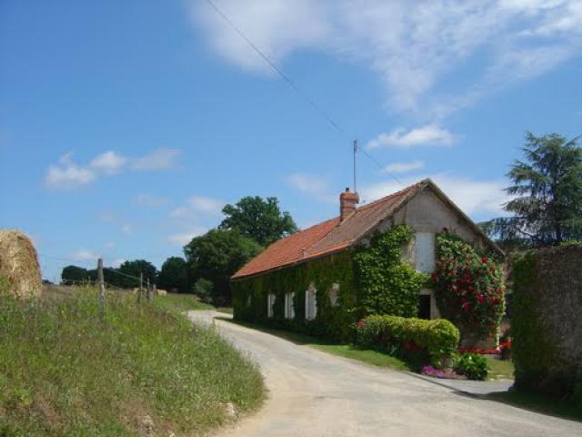 Near Plaincourault