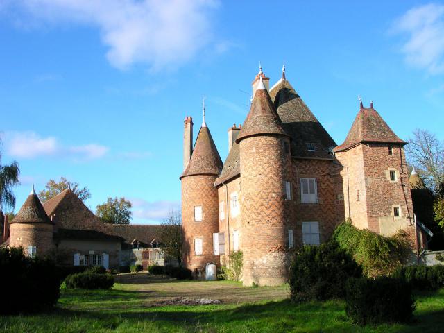 Le château de la Cour à Chapeau, Allier