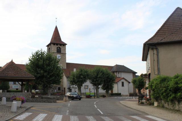 L'église du Pin en Isère
