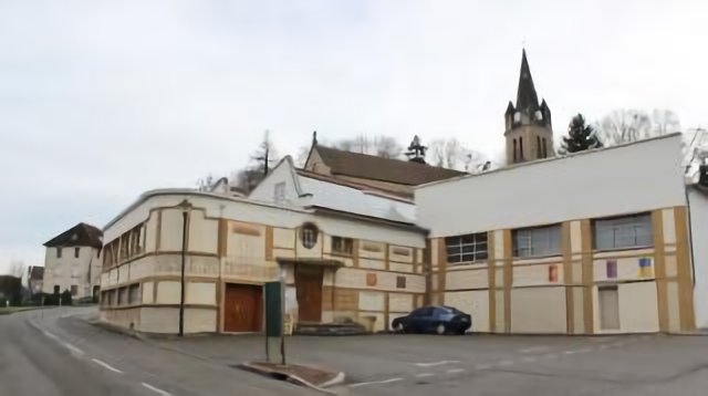 La Bâtie-Montgascon (38) 9 janv 2014. Le Musée du Tisserand Dauphinois.