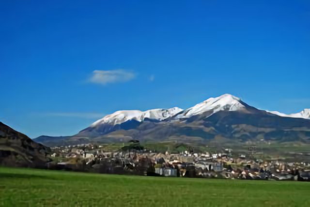 Une ville à la campagne