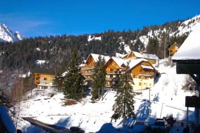 VAUJANY - le hameau de Villette.
