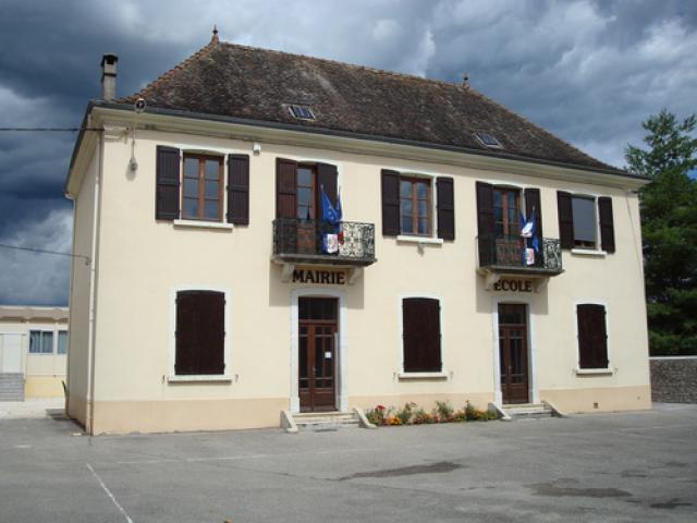 Ecole et mairie du Bouchage