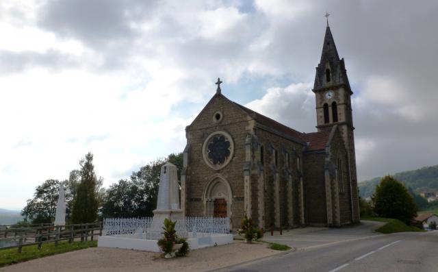 Eglise et Monuments aux Morts