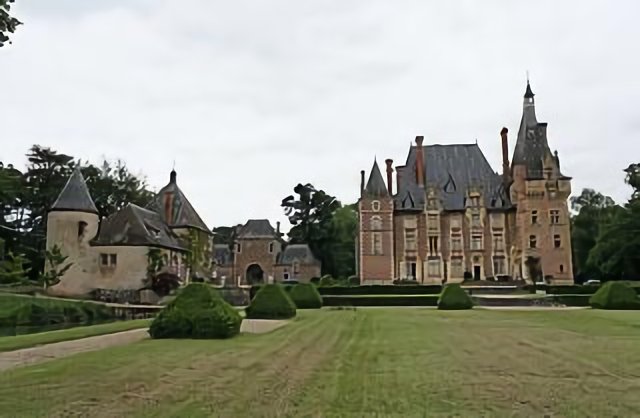 Chateau d'Avrilly,