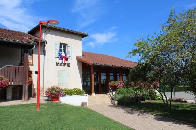 Mairie de la commune de Saint-Julien-sur-Veyle.