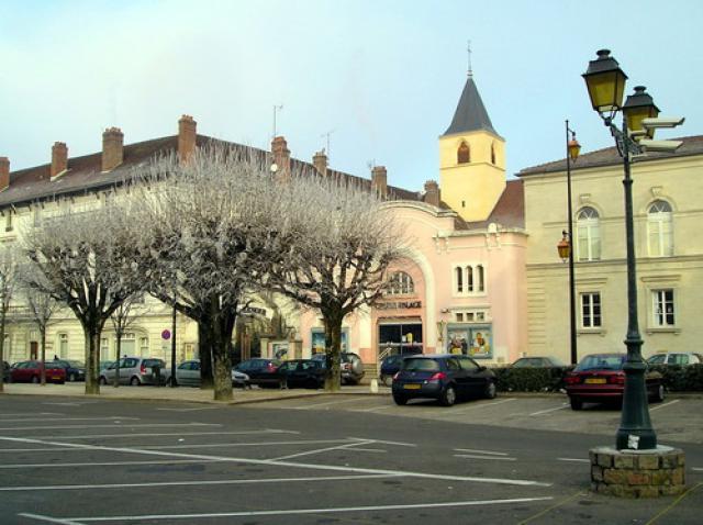 lons le saunier