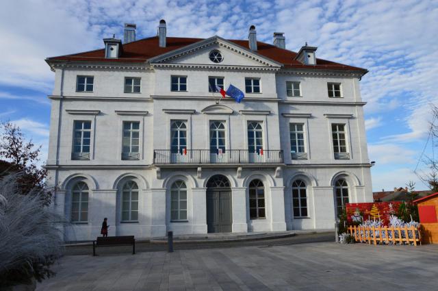 Champagnole mairie. Après la rénovation de 2012