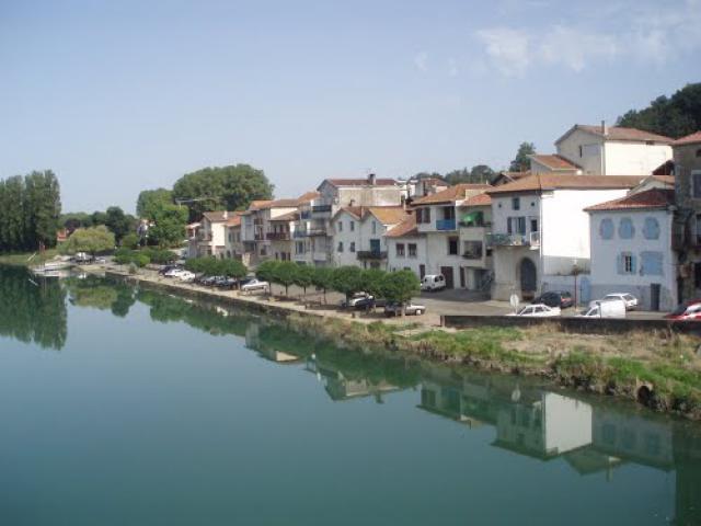 PEYREHORADE.