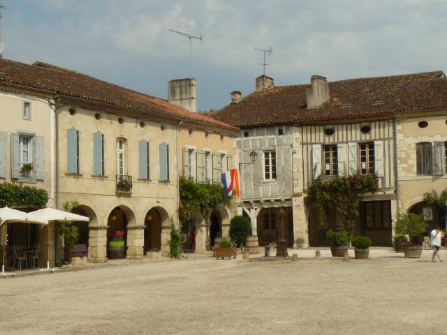 Place Royale, Labastide-d'Armagnac, Landes, France